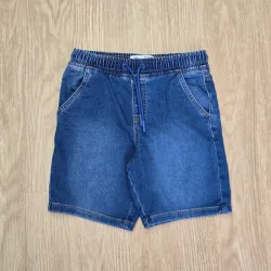 Short estilo mezclilla oscura