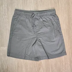 Short Formal de Tela color Verde