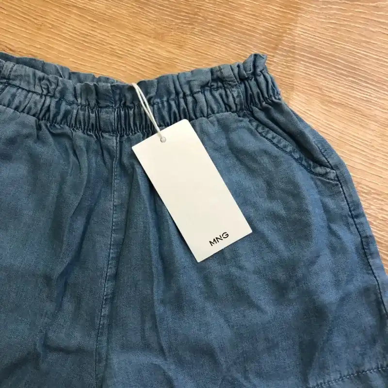 Short Mango color azul