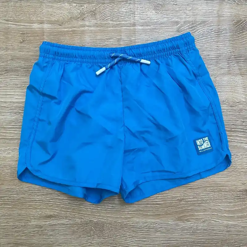 Short playero color azul