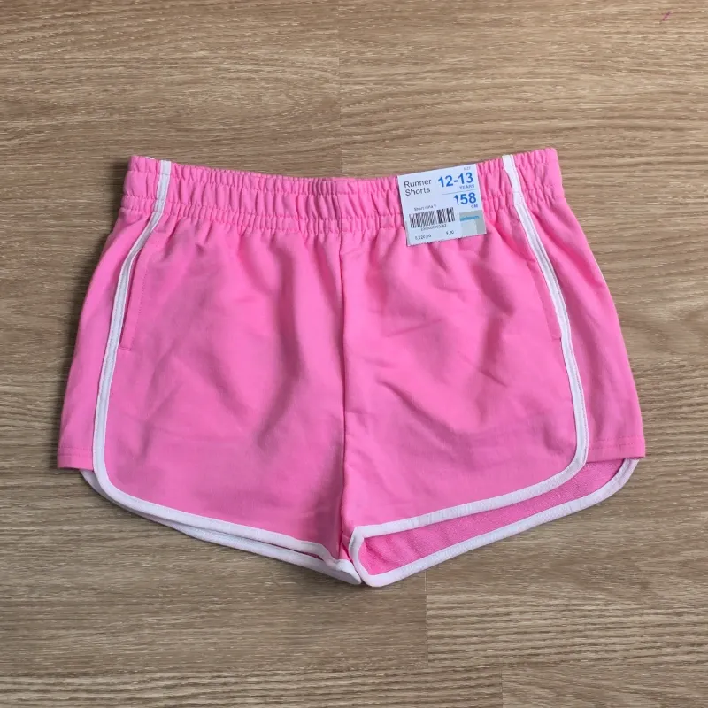 Short rosa de felpa con fanja blanca