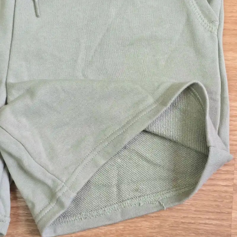 Short verde de Felpa