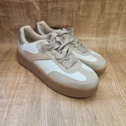 Tenis beich con Suela alta