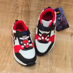 Tenis blancos y rojos Spiderman