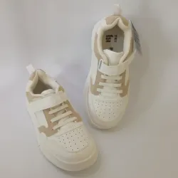 Tenis color beige 