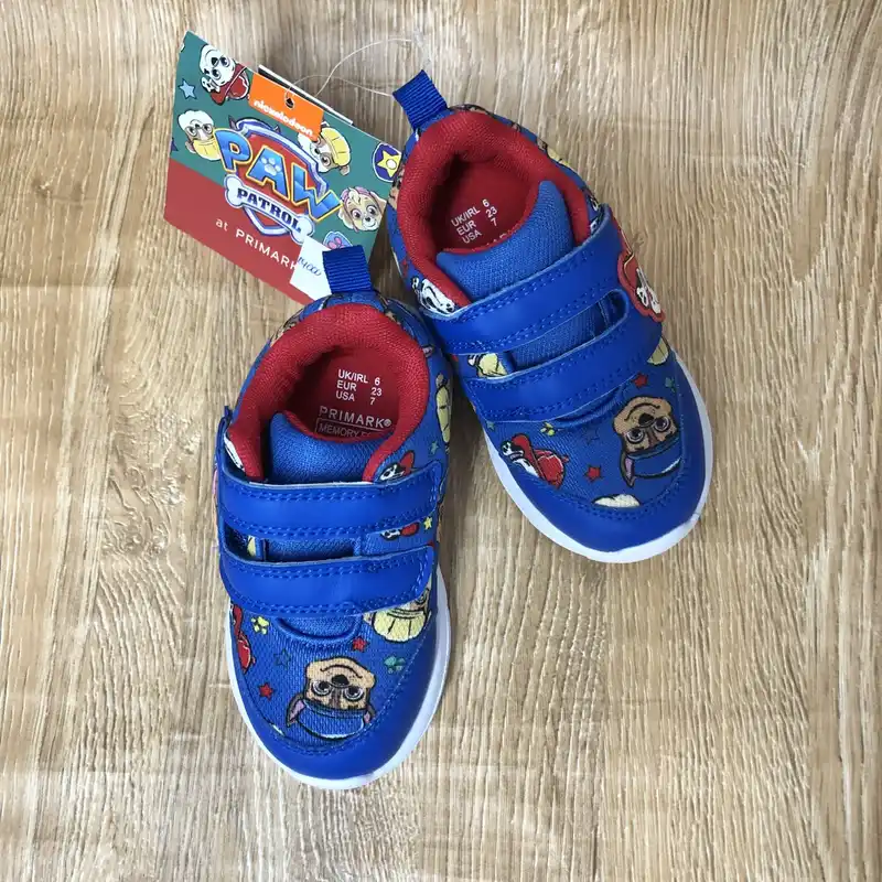 Tenis con Paw Patrol color azul 