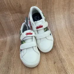 Tenis de los Avengers color blanco 