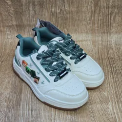 Tenis de Minecraft color Beich