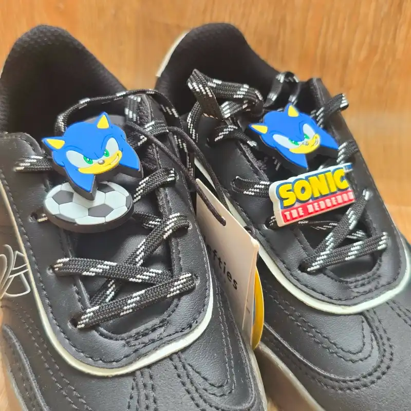 Tenis de Sonic color negro