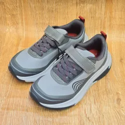 Tenis deportivos Gris