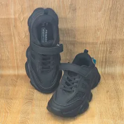 Tenis Negros deportivos pegueta