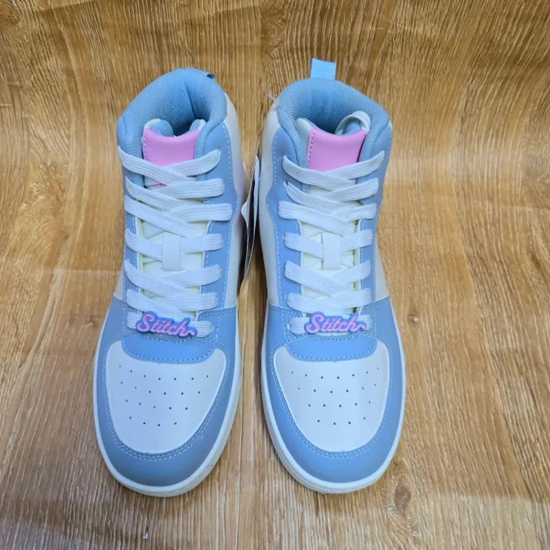Tenis Stitch blanco y azul