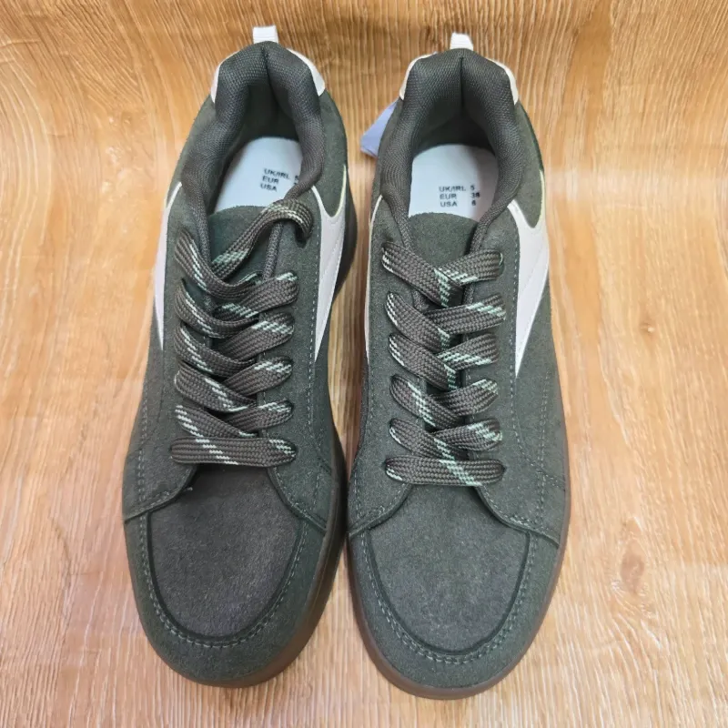 Tenis Verdes c/ suela Carmelita