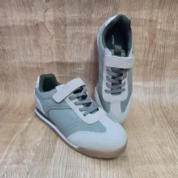 Tenis Verdes y Beich de Peguetas