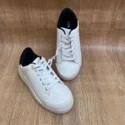 Tenis Zara color blanco 
