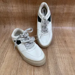 Tenis Zara color blanco 
