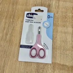 Tijeras para cortar uñas color rosado