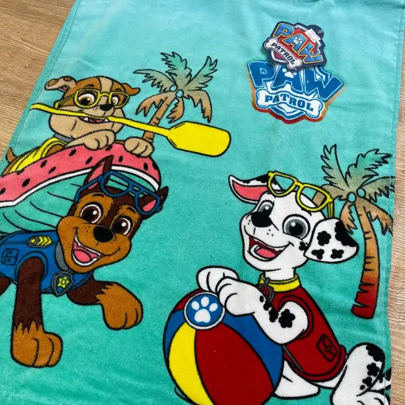 Toalla con gorro de Paw Patrol 