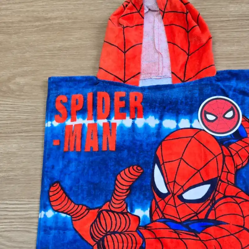 Toalla con Gorro de Spiderman