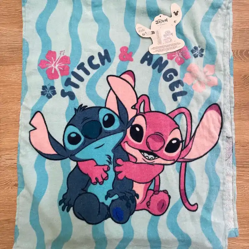Toalla con gorro de Stitch y Angel 