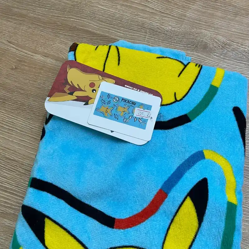 Toalla de playa de Pikachu 
