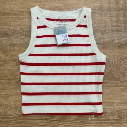 Top blanco con rayas color rojo 
