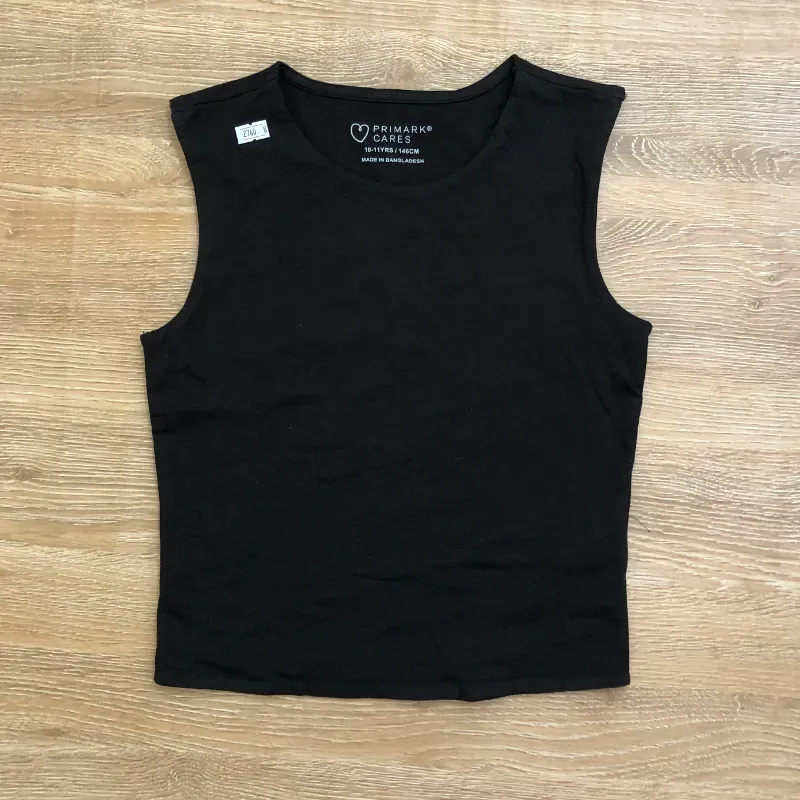 Top de color negro 
