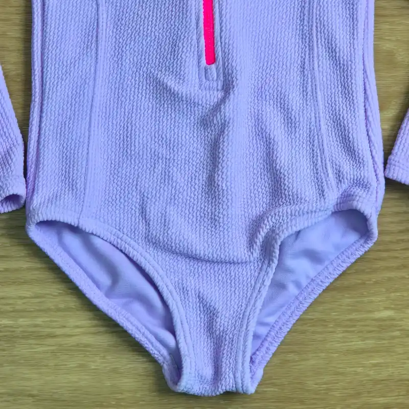 Traje Baño Mangas Largas color Violeta