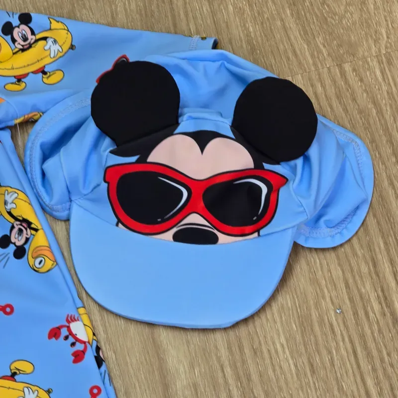 Traje de Baño con Gorra de Mickey Mouse