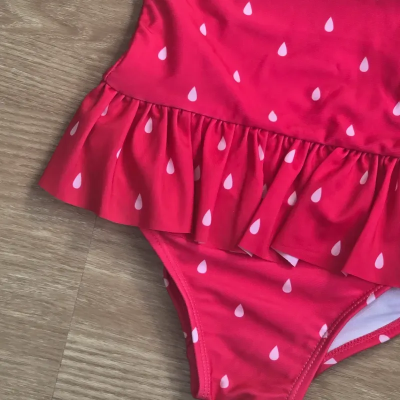 Traje de Baño de Fresita