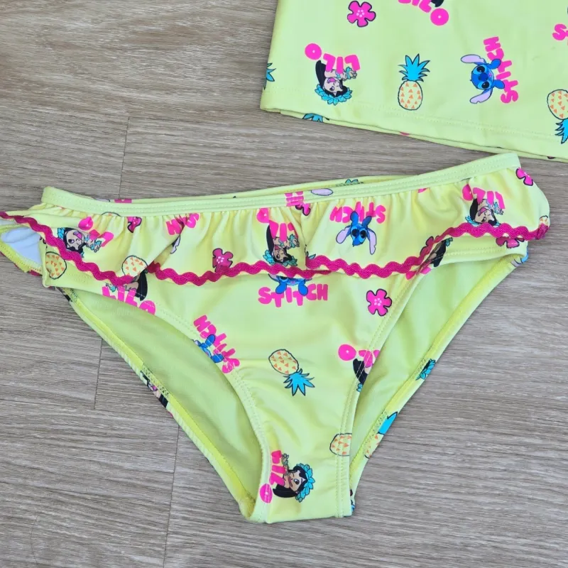 Traje de Baño de Stich color amarillo