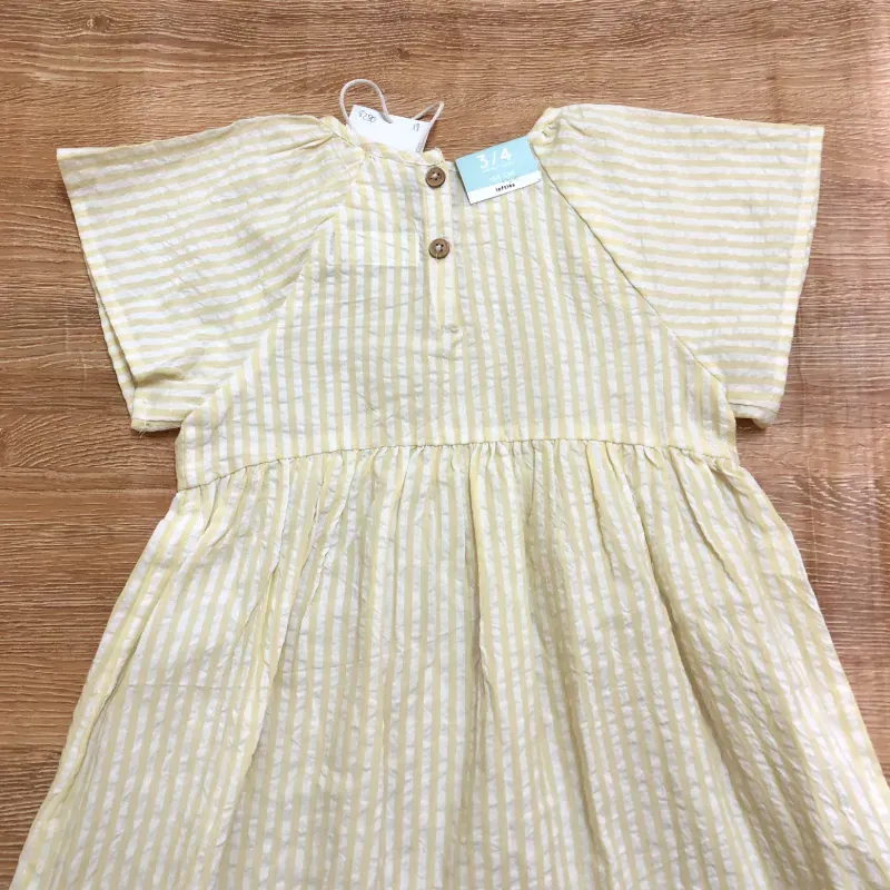 Vestido a rayas color blanco y amarillo 