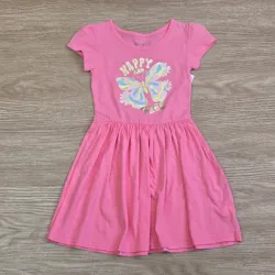 Vestido color rosado con Mariposas