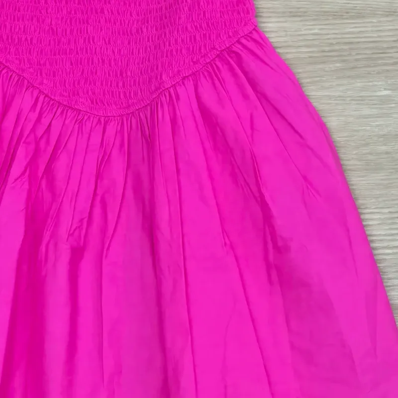 Vestido color rosado corte princesa
