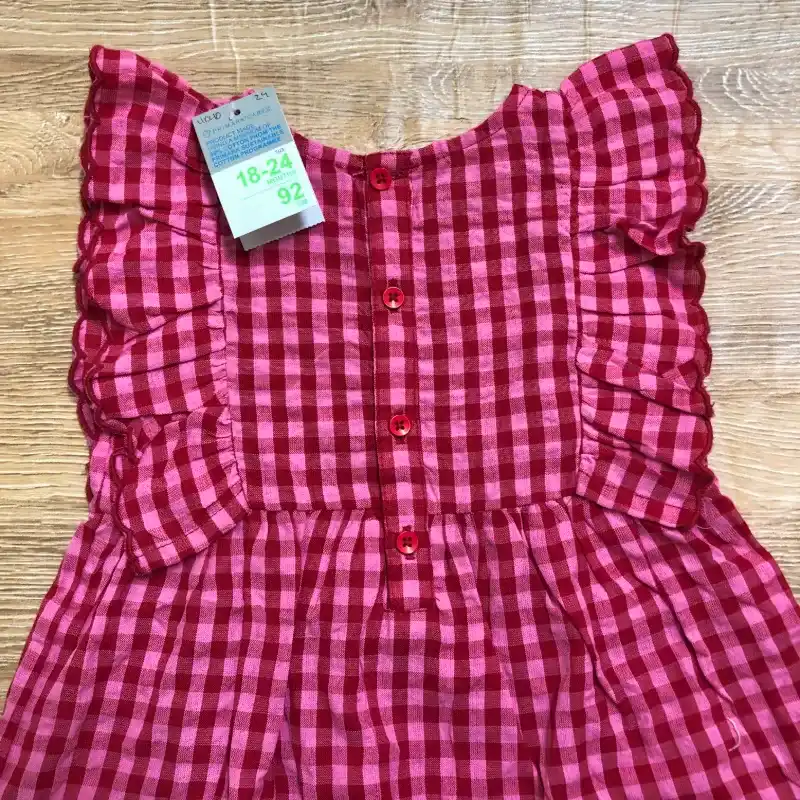 Vestido de cuadros color rojo y rosado 
