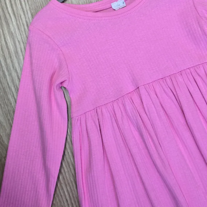 Vestido de mangas largas color rosado