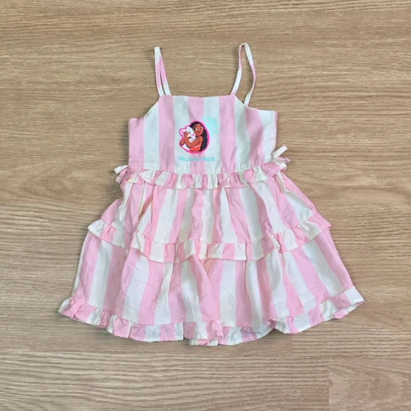 Vestido de Moana con franjas rosadas