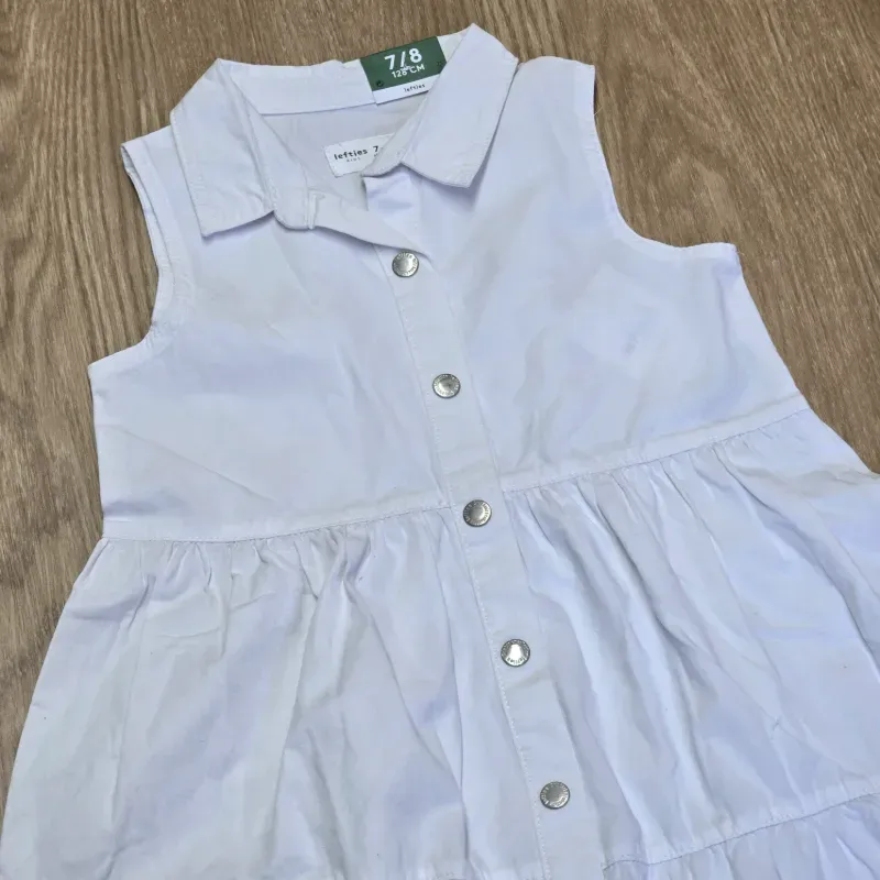 Vestido elegante Color Blanco con Botones Delanteros