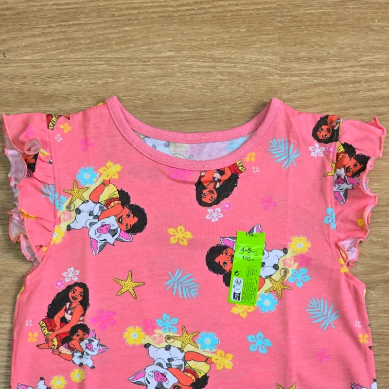 Vestido rosado de Moana
