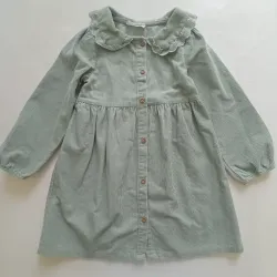 Vestido verde con cuello