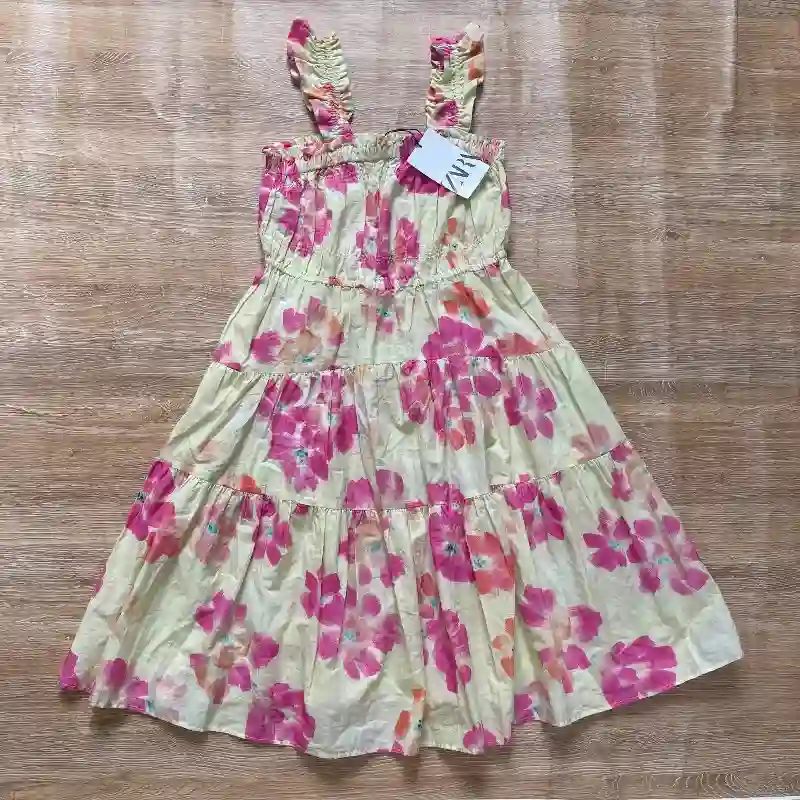 Vestido Zara con flores color amarillo 