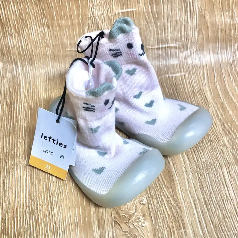 Zapatos antideslizantes para bebé 