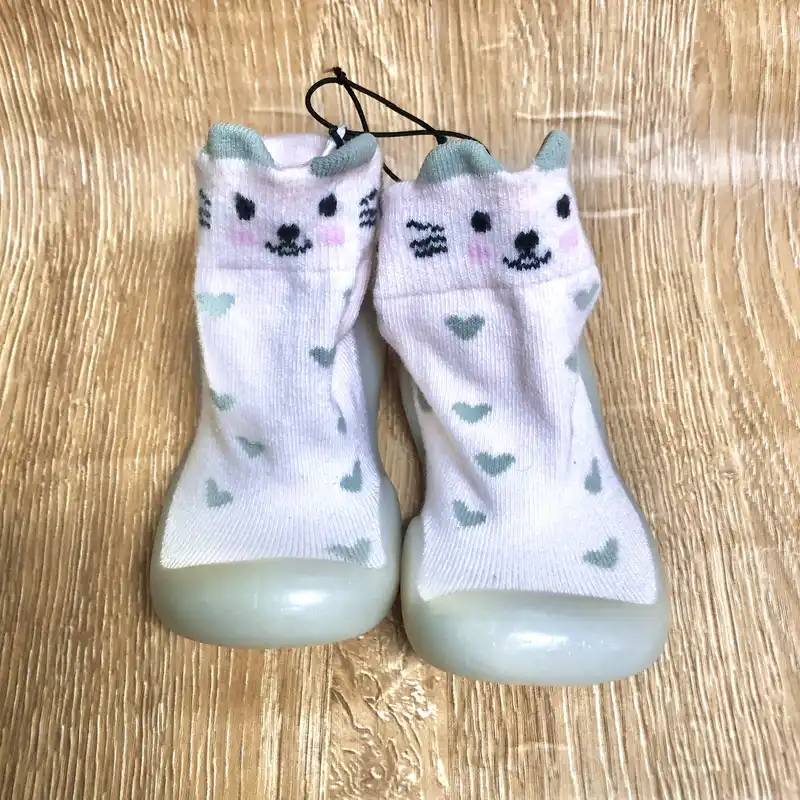 Zapatos antideslizantes para bebé 