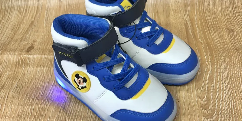 Zapatos de corte alto "Mickey Mouse"