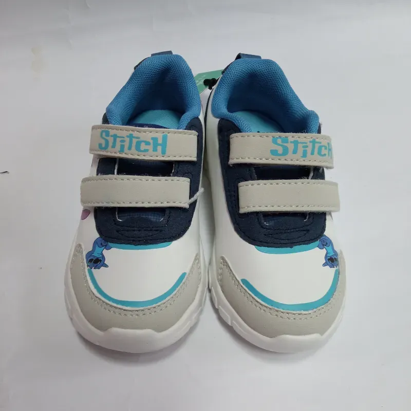 Zapatos de Stitch color blanco y azul 