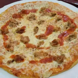 Pizza c/ Atún y Queso Gouda 