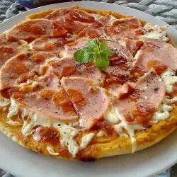 Pizza c/ Jamón Bravo y Queso Gouda 