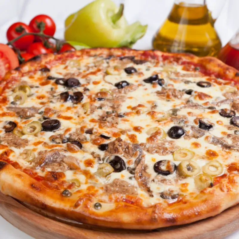 Pizza de Atún c/ Queso Blanco