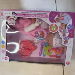 Bebé con accesorios 