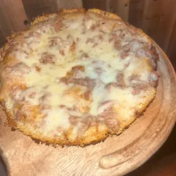 Pizza de atún /gouda